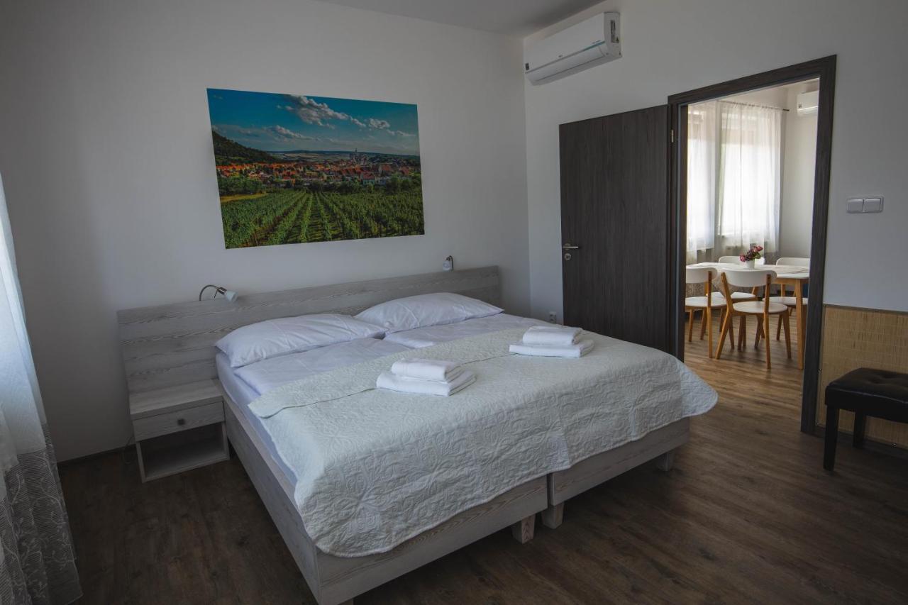 Apartmany Pemag Mikulov Eksteriør bilde
