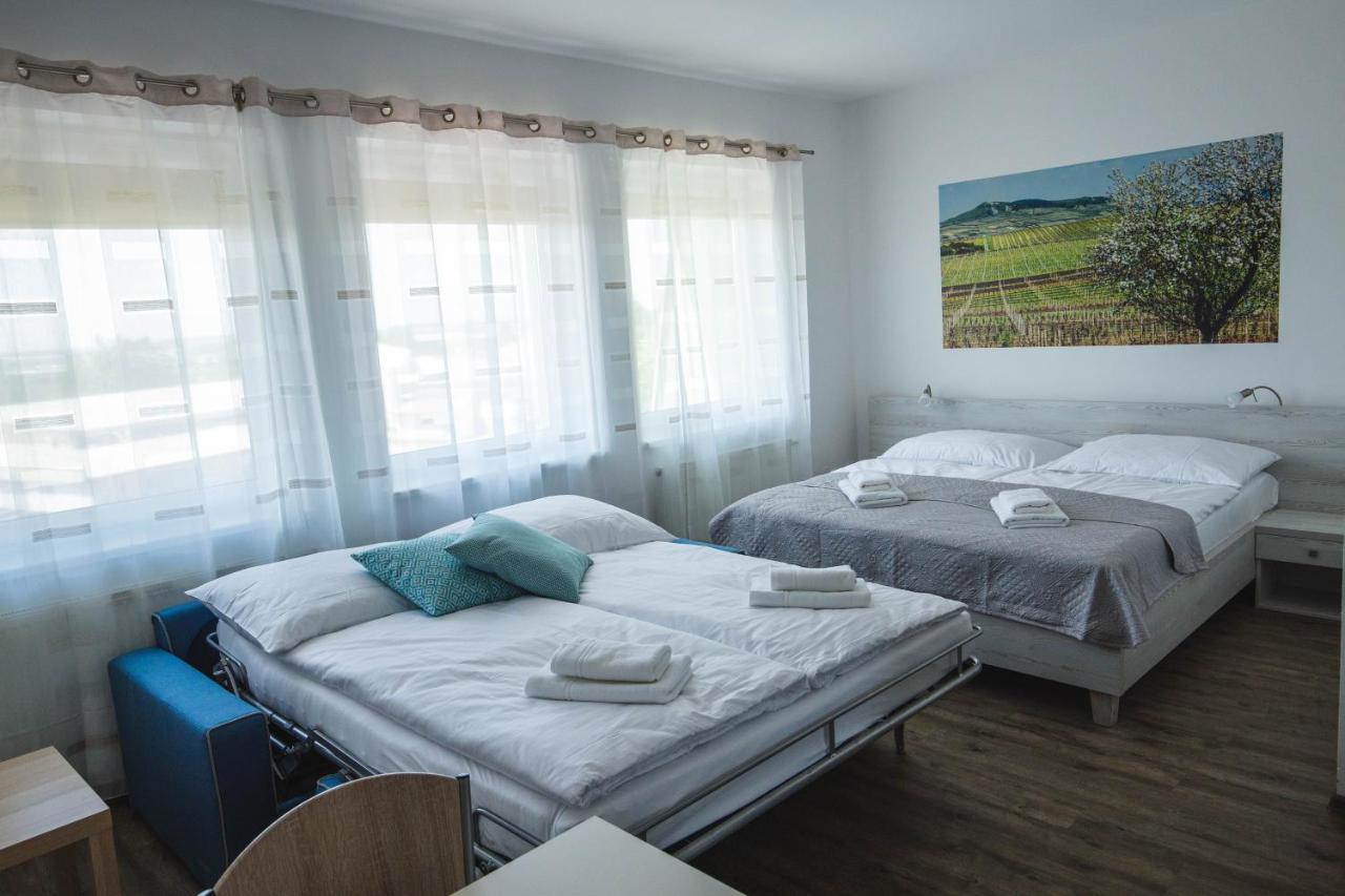 Apartmany Pemag Mikulov Eksteriør bilde